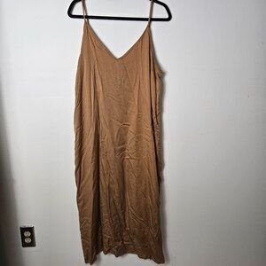 Old Navy Size XXL Satin Smocked Midi Slip Dress in Acacia Gold